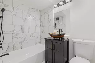 2916 Hawthorne St, Sarasota, FL 34239 - Photo 25