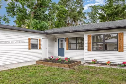 2916 Hawthorne St, Sarasota, FL 34239 - Photo 7