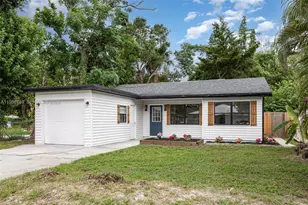 2916 Hawthorne St, Sarasota, FL 34239 - Photo 3