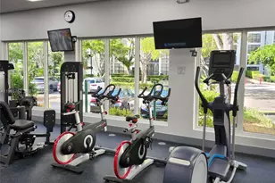 17021 N Bay Rd, Sunny Isles Beach, FL 33160 - Photo 7