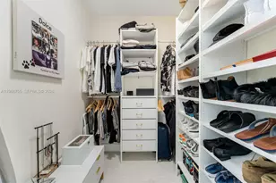 601 NE 36th St, Miami, FL 33137 - Photo 19