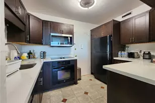 3505 S Ocean Dr, Hollywood, FL 33019 - Photo 9