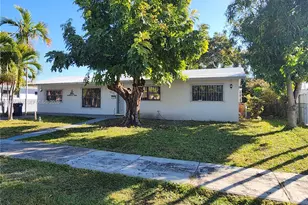 16311 SW 102nd Pl, Miami, FL 33157 - Photo 3