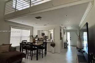 6183 Pine Tree Ln, Tamarac, FL 33319 - Photo 5