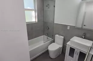 825 Michigan Ave, Miami Beach, FL 33139 - Photo 11