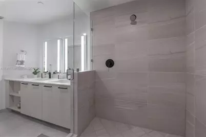 221 SW 12th St #203, Miami, FL 33130 - Photo 23