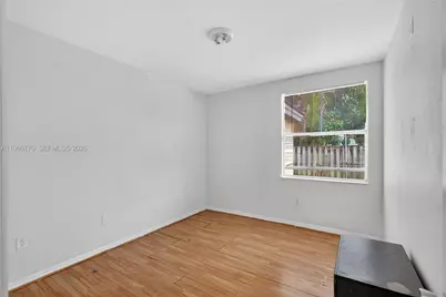 761 SE 2nd St, Homestead, FL 33030 - Photo 11