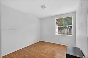 761 SE 2nd St, Homestead, FL 33030 - Photo 11