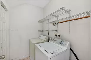 761 SE 2nd St, Homestead, FL 33030 - Photo 9