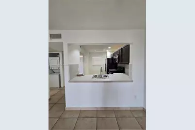 911 NE 209th Ter #204-27, Miami, FL 33179 - Photo 3