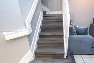 2128 NE 6th St, Homestead, FL 33033 - Photo 9