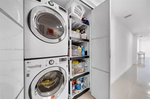 3030 NE 188th St, Aventura, FL 33180 - Photo 37