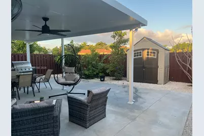 2510 NE 41st Ave, Homestead, FL 33033 - Photo 13