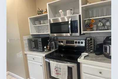 2510 NE 41st Ave, Homestead, FL 33033 - Photo 7