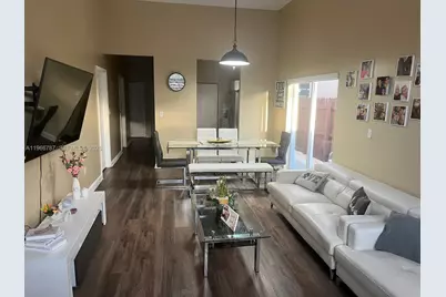 2510 NE 41st Ave, Homestead, FL 33033 - Photo 3