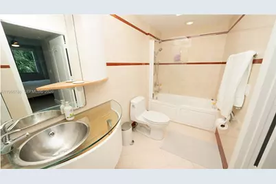 110 Washington Ave #1504, Miami Beach, FL 33139 - Photo 9