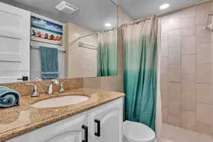 9340 Lagoon Pl, Davie, FL 33324 - Photo 29