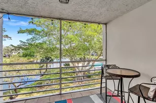 9340 Lagoon Pl, Davie, FL 33324 - Photo 31