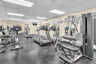 9340 Lagoon Pl, Davie, FL 33324 - Photo 39