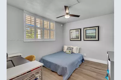 9340 Lagoon Pl #303, Davie, FL 33324 - Photo 25