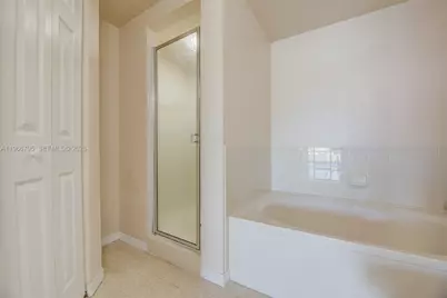 2407 Belmont Ln #2407, North Lauderdale, FL 33068 - Photo 15