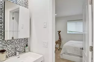 1201 Washington St, Hollywood, FL 33019 - Photo 21