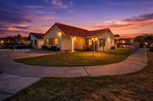 13844 SW 15th St, Miami, FL 33184 - Photo 1