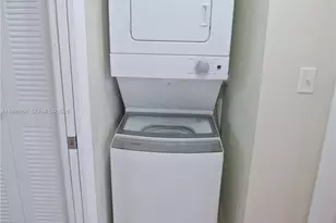 4360 NW 107th Ave, Doral, FL 33178 - Photo 17