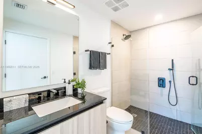 225 N Miami Ave #3307, Miami, FL 33128 - Photo 39