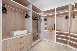 102 24th St, Miami Beach, FL 33139 - Photo 7