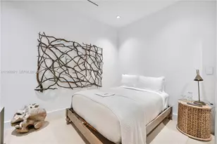 102 24th St, Miami Beach, FL 33139 - Photo 31