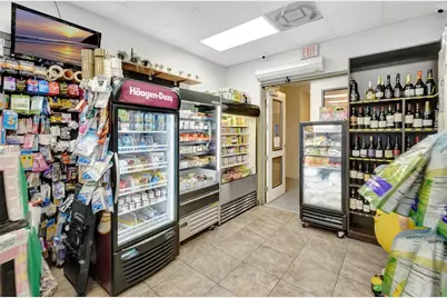 1900 N Bayshore Dr #4508, Miami, FL 33132 - Photo 27