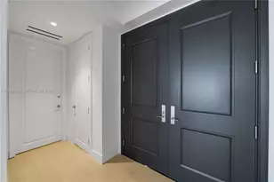 1425 Brickell Ave, Miami, FL 33131 - Photo 29