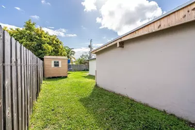 19821 Eagle Nest Rd, Cutler Bay, FL 33157 - Photo 23