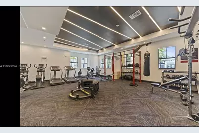 7850 Pasadena Blvd #A1, Pembroke Pines, FL 33024 - Photo 19