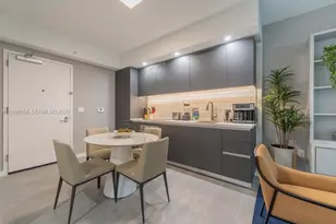 227 NE 2nd St, Miami, FL 33132 - Photo 17