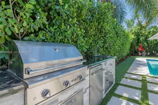 920 Alava Ave, Coral Gables, FL 33146 - Photo 33