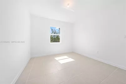 2442 SE 30th St #2442, Homestead, FL 33035 - Photo 7