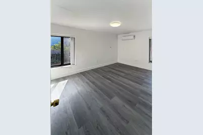 852 SW 1st St #6, Miami, FL 33130 - Photo 9