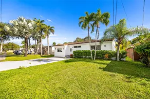 907 N Park Rd, Hollywood, FL 33021 - Photo 1