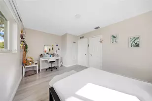 907 N Park Rd, Hollywood, FL 33021 - Photo 19