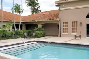 18328 NW 68th Ave, Hialeah, FL 33015 - Photo 3