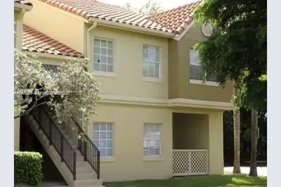 18328 NW 68th Ave #H, Hialeah, FL 33015 - Photo 3