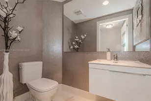 17301 Biscayne Blvd, North Miami Beach, FL 33160 - Photo 29