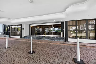 5757 Collins Ave #1902, Miami Beach, FL 33140 - Photo 37