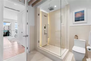 102 24th St, Miami Beach, FL 33139 - Photo 15