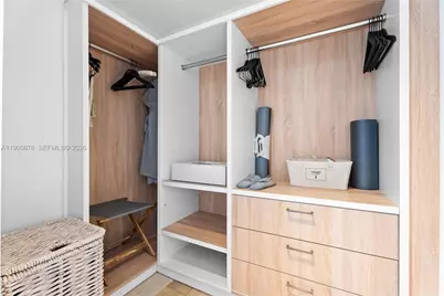 102 24th St #PH-1703, Miami Beach, FL 33139 - Photo 11