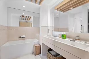 102 24th St, Miami Beach, FL 33139 - Photo 19