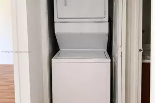 5821 Washington St, Hollywood, FL 33023 - Photo 7