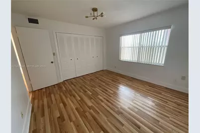 9481 Sunrise Lakes Blvd #302, Sunrise, FL 33322 - Photo 19